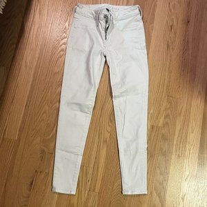 white American Eagle skinny jeans size 2